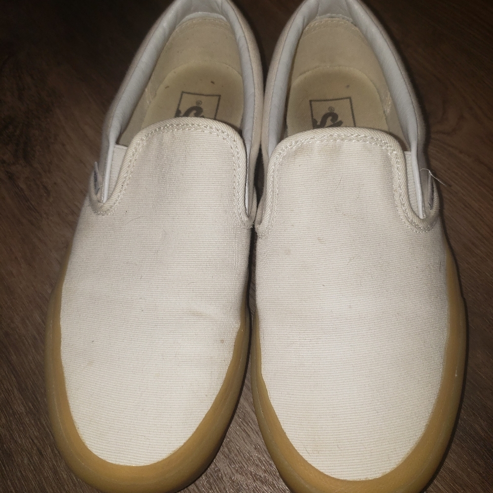Van's slip on shoes